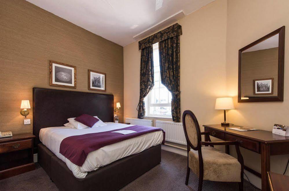 George Hotel By Greene King Inns ハンティンドン エクステリア 写真